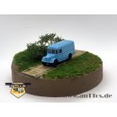 PAZ-651 universeller Lieferwagen hellblau