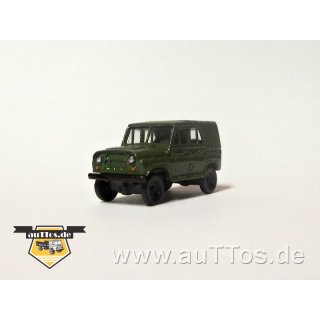 UAZ-469 (Soft-Top) militärgrün/grün