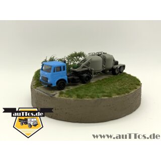 Jelcz 317D (FH blau) mit Zementsiloauflieger Csepel P071